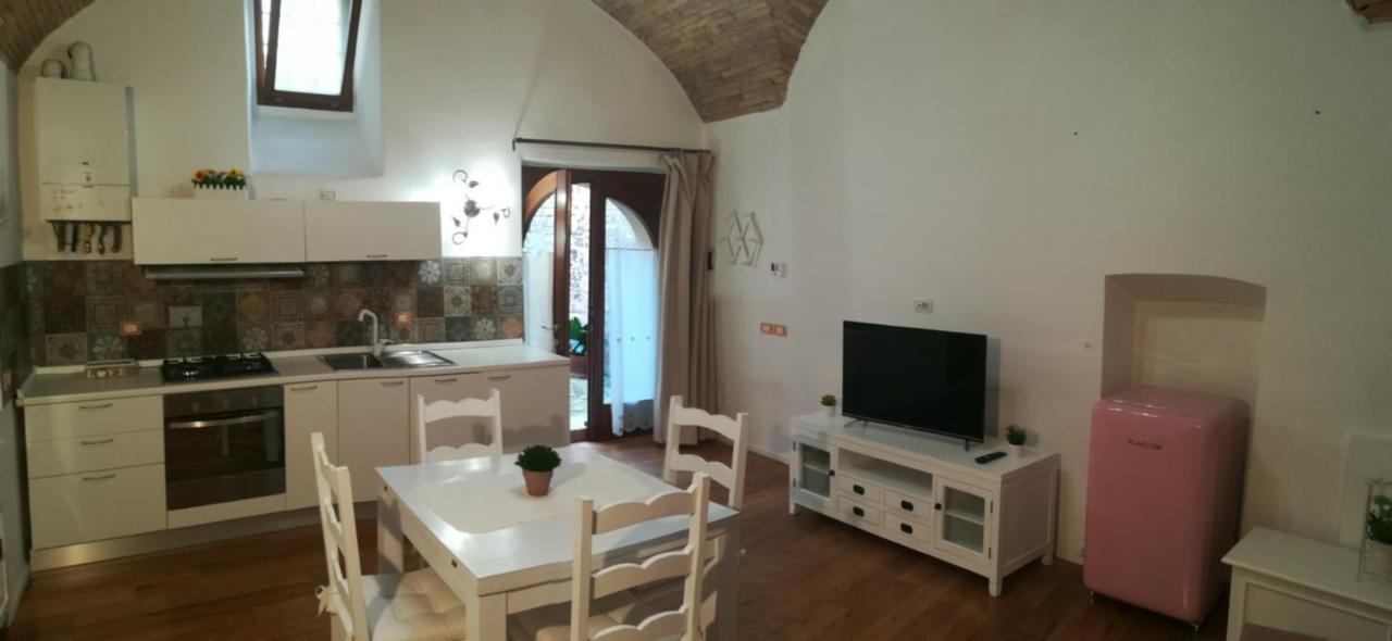 Borgo San Sisto Apartment スペッロ エクステリア 写真